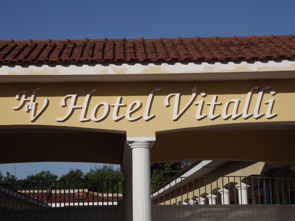 Hotel Vitalli Avanhandava エクステリア 写真